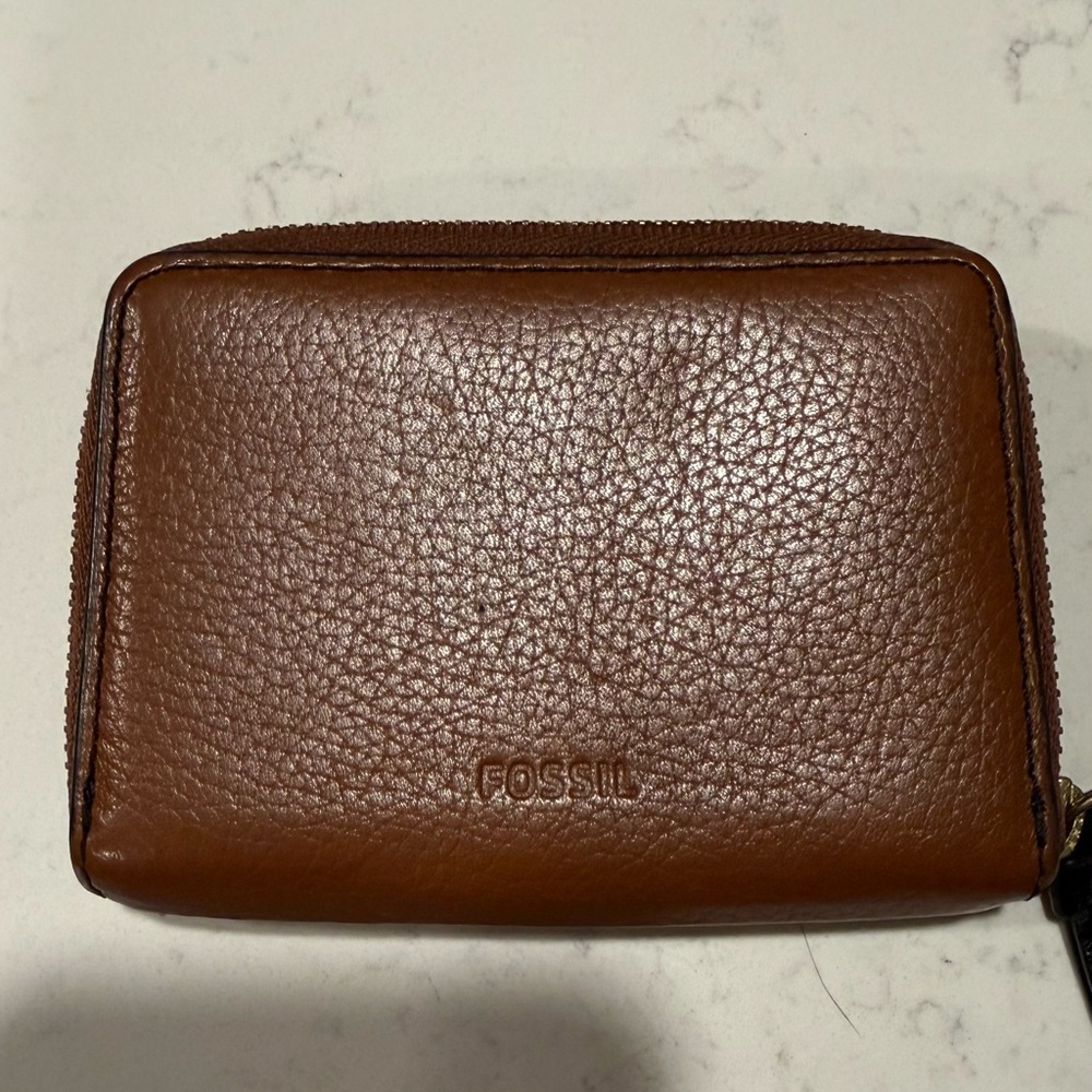 Fossil Wallets - image 4